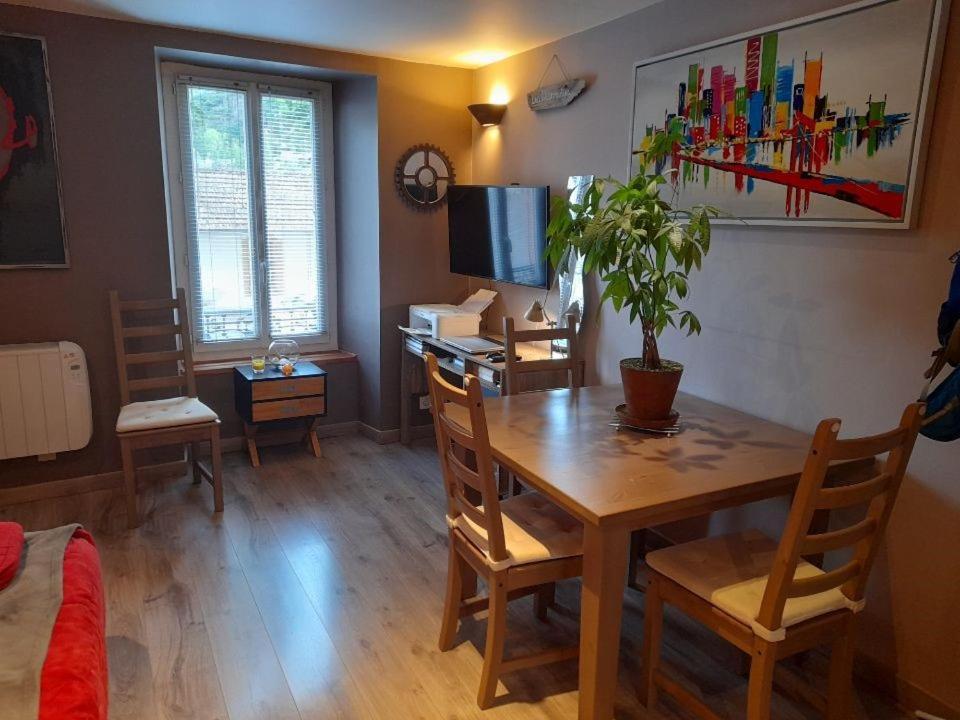 Le Saquet Apartment Ax-les-Thermes Bagian luar foto